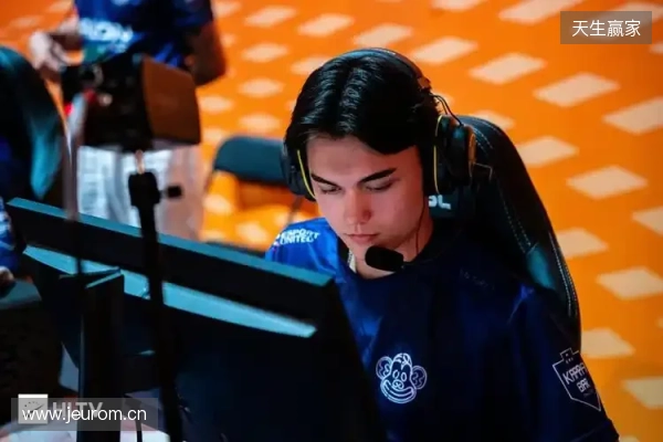 HLTV爆料：100T或将签约瑞典新星poiii