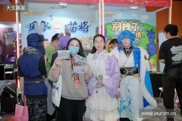 双作齐发：HARRISONWORLD携新作首秀萤火虫漫展